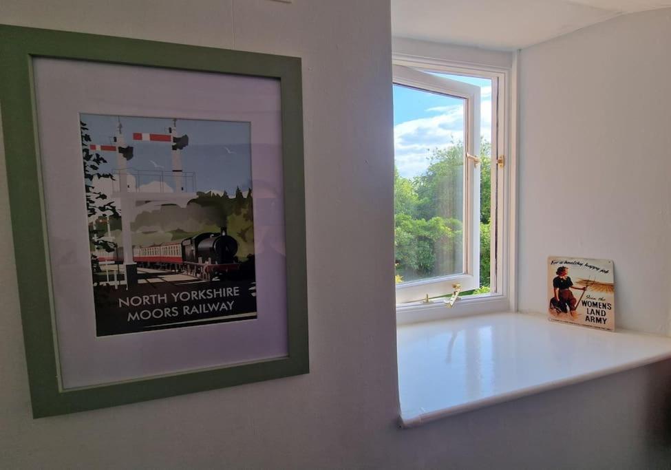Black Cat Cottage - Central Pickering Grade 2 Listed Cottage Экстерьер фото