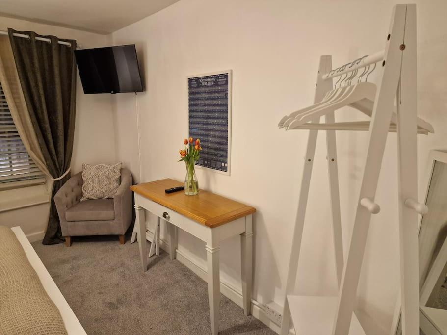 Black Cat Cottage - Central Pickering Grade 2 Listed Cottage Экстерьер фото