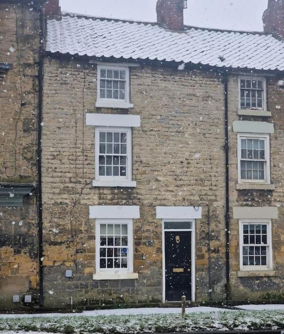 Black Cat Cottage - Central Pickering Grade 2 Listed Cottage Экстерьер фото