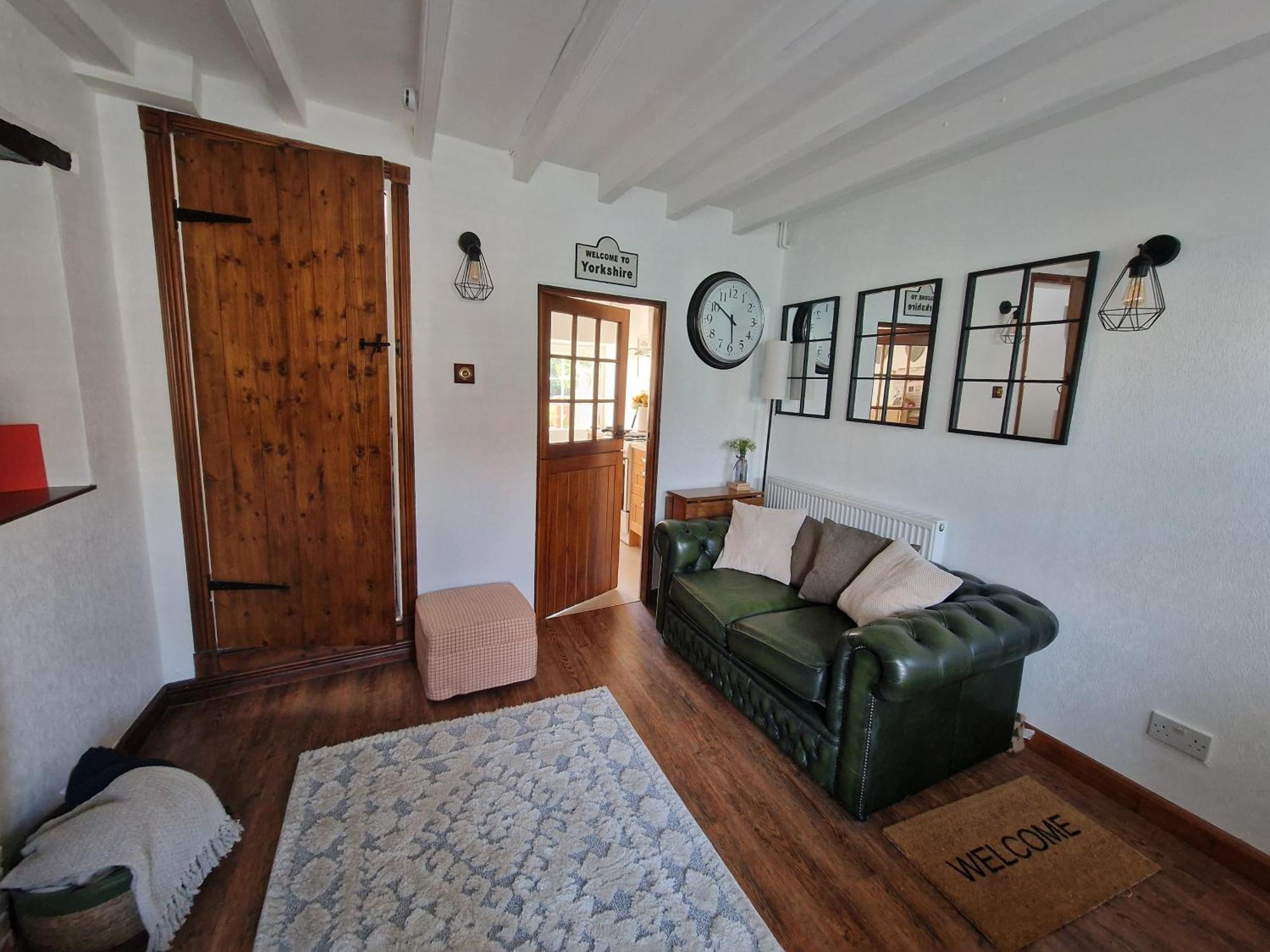 Black Cat Cottage - Central Pickering Grade 2 Listed Cottage Экстерьер фото